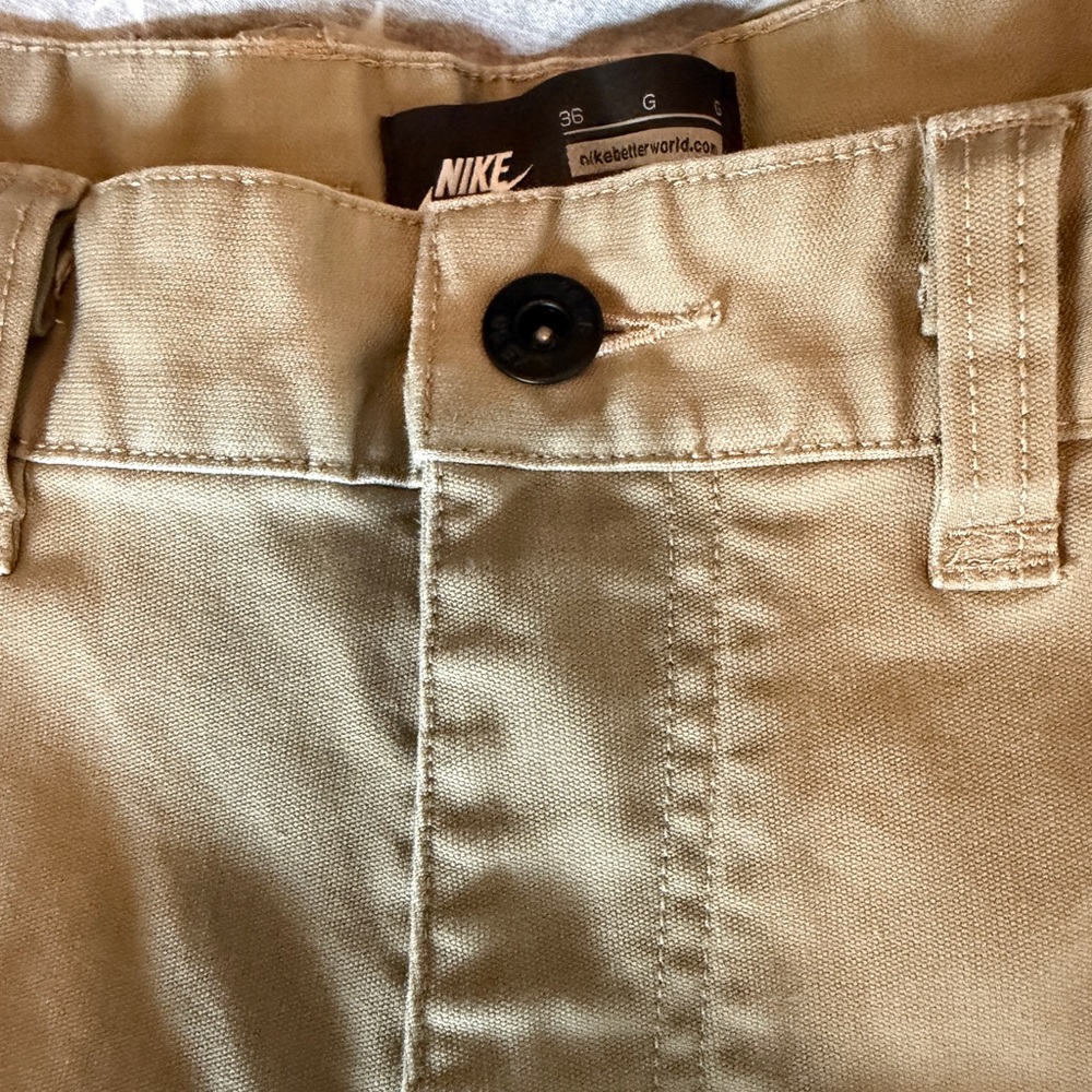 Nike SB cutoff shorts - size 36 - khaki - Picture 3 of 13